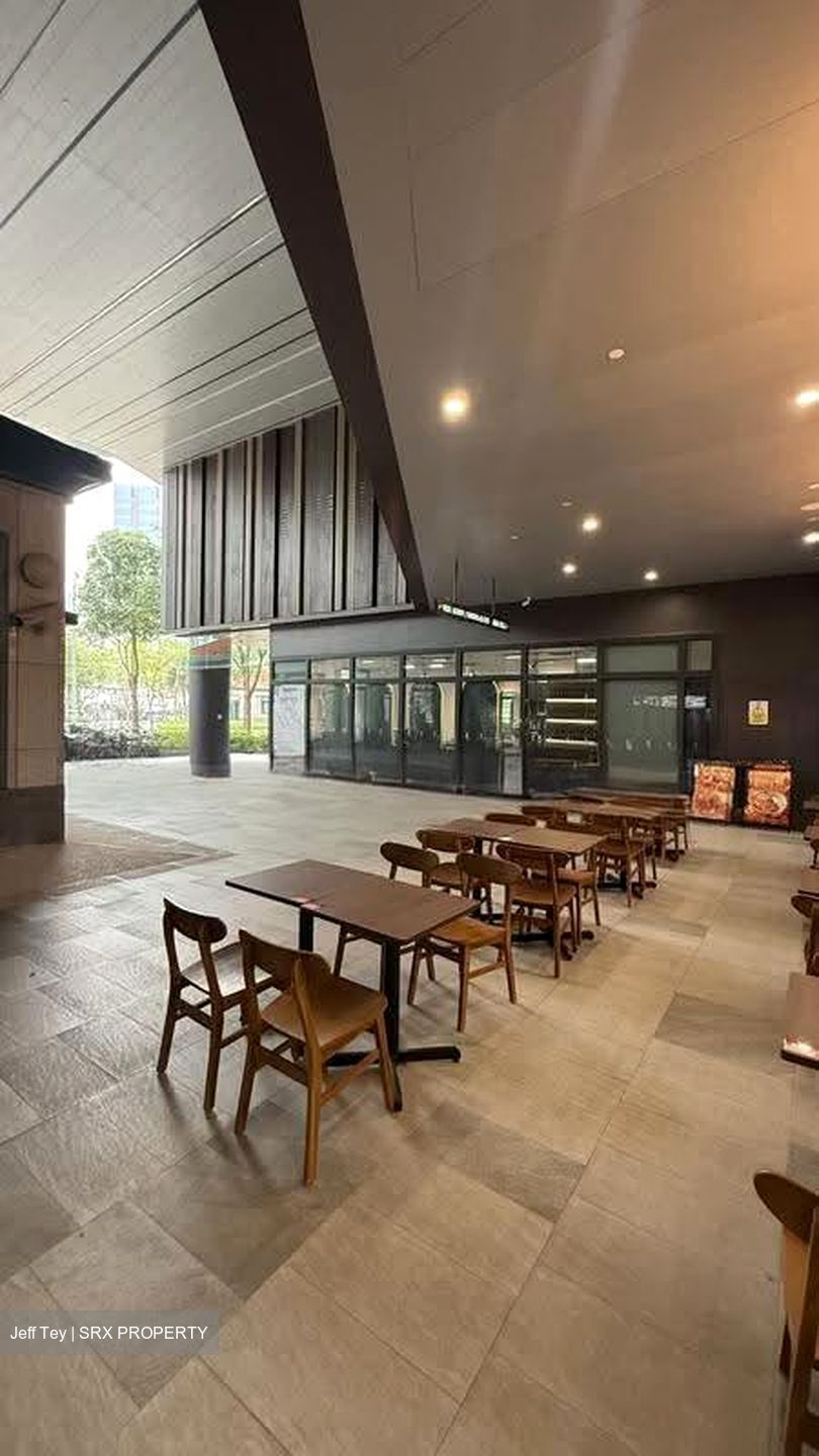 Piccadilly Grand (D8), Retail #634963431
